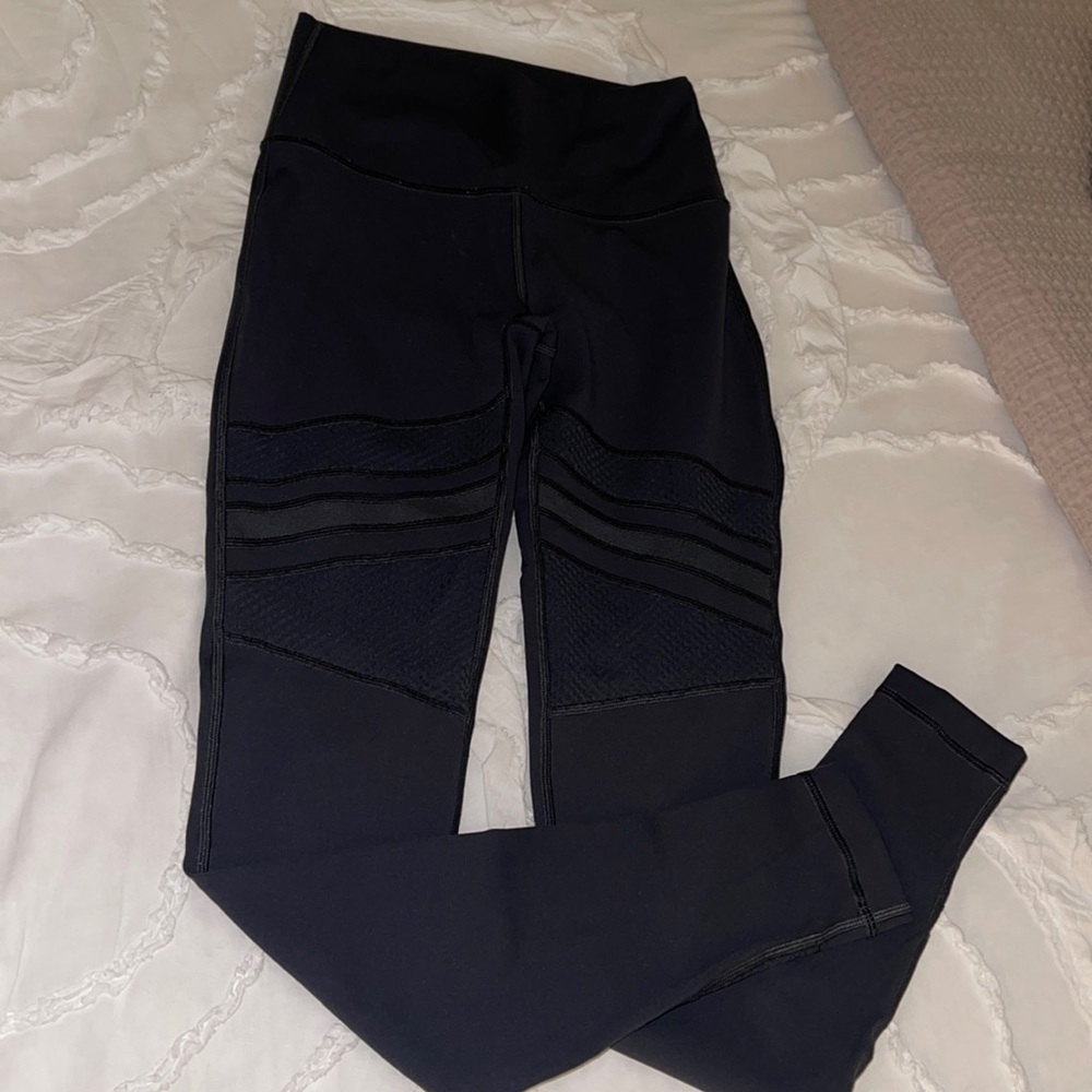 Lululemon Dark Grey Leggings
